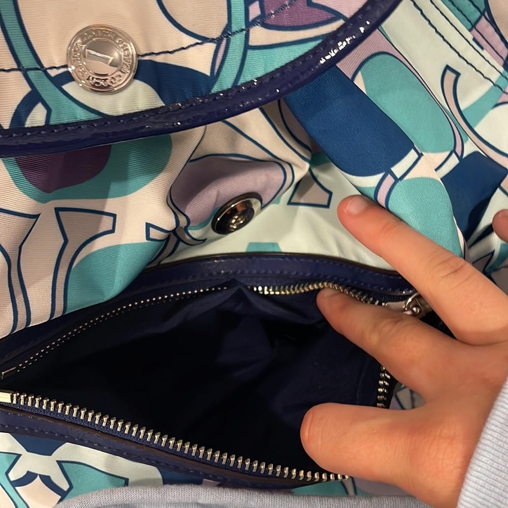 Coach patterned Drawstring Backpack - Picture 6 of 6